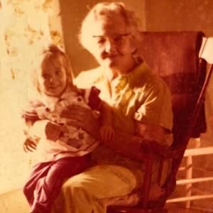 Meet your Posher, Laura